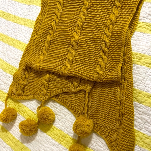 Wood scarf handmade. - Picture 2 of 4